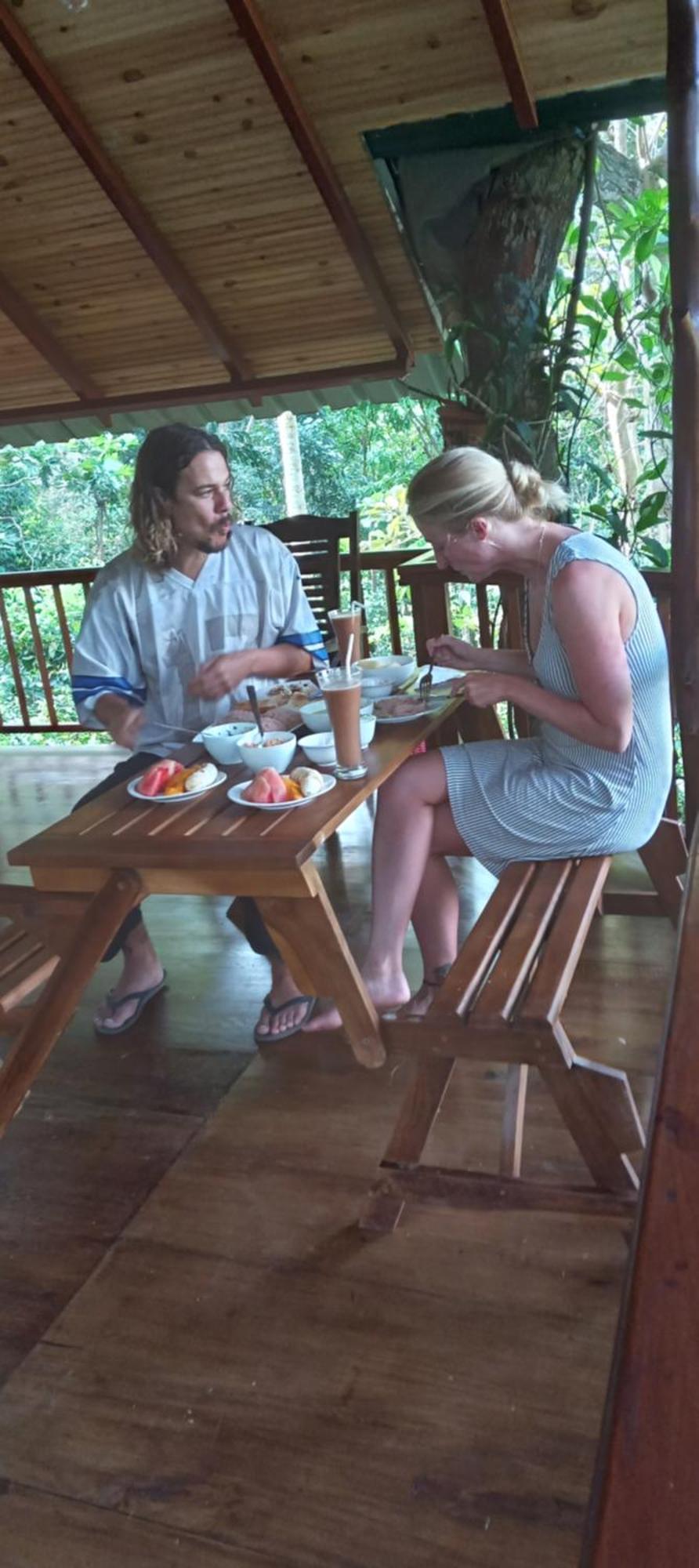 Cinnamon View Lodge Мириса Стая снимка